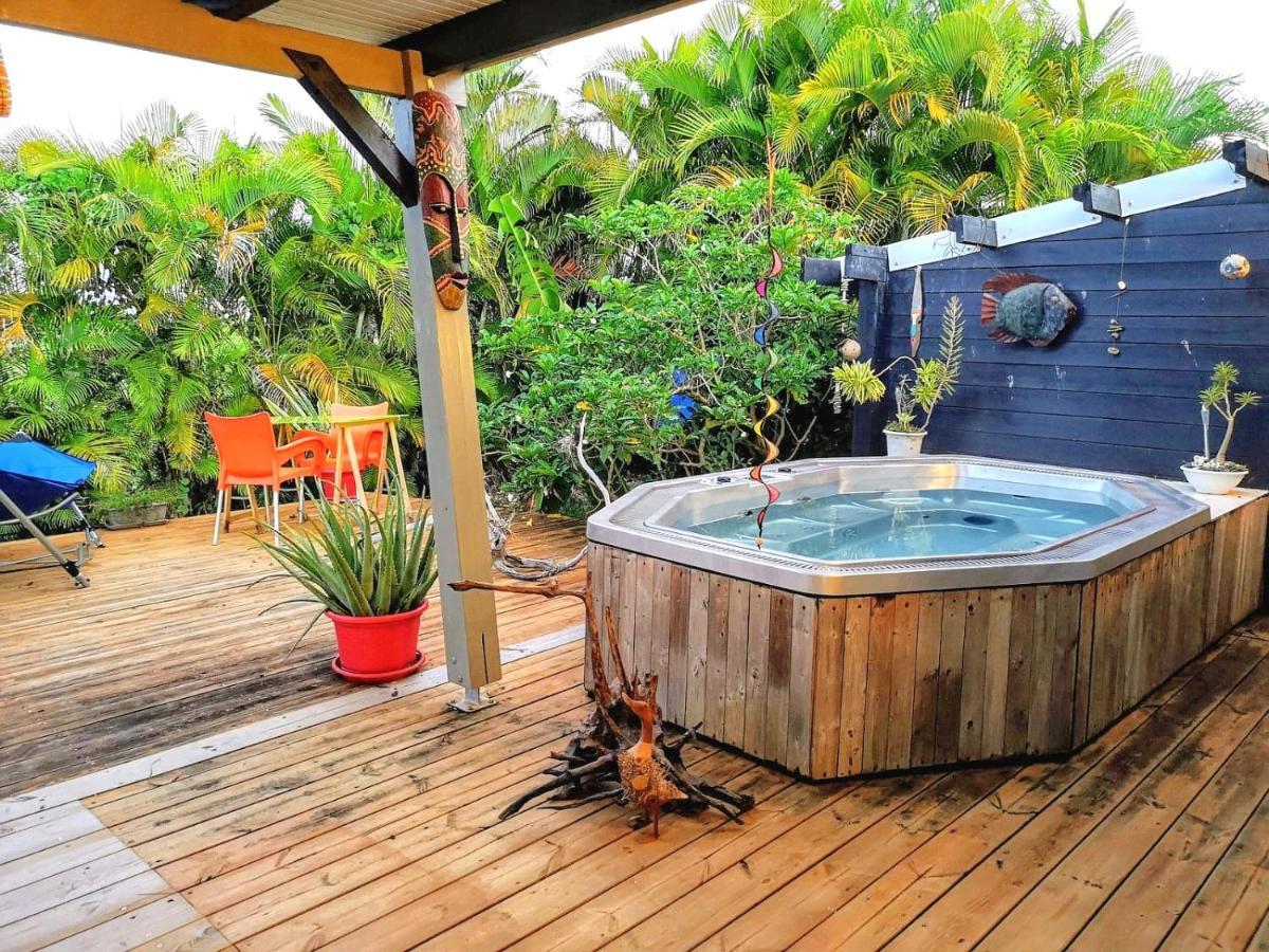 סן-פרנסואה Bungalow La Perle - Jacuzzi - Piscine מראה חיצוני תמונה