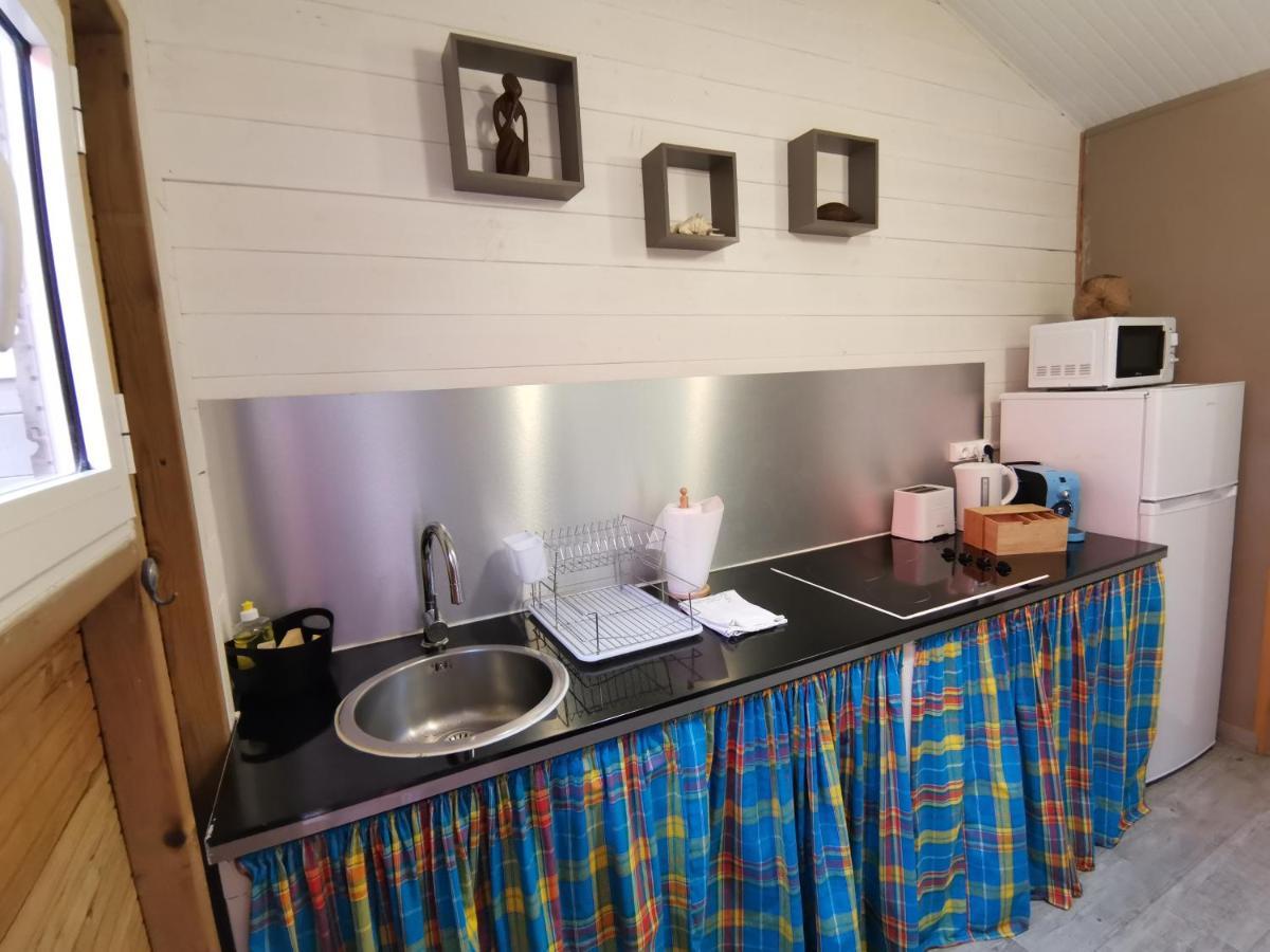 סן-פרנסואה Bungalow La Perle - Jacuzzi - Piscine מראה חיצוני תמונה